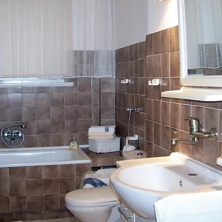 Сasa de vacaciones Awesome In With Kitchen